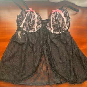 Victoria's Secret Black and Pink Lace Chemise